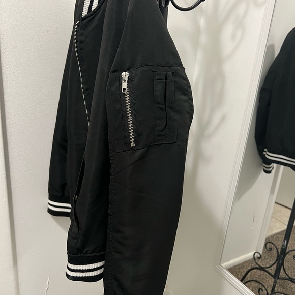 Black and White Bomber Jacket with Striped Collar and Silver Zipper.  #004 - Picture 4 of 7